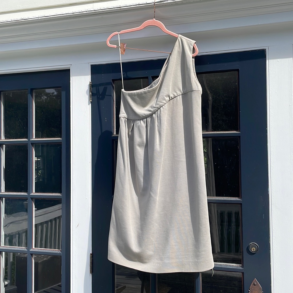 Chlo Grey One Shoulder Mini L
